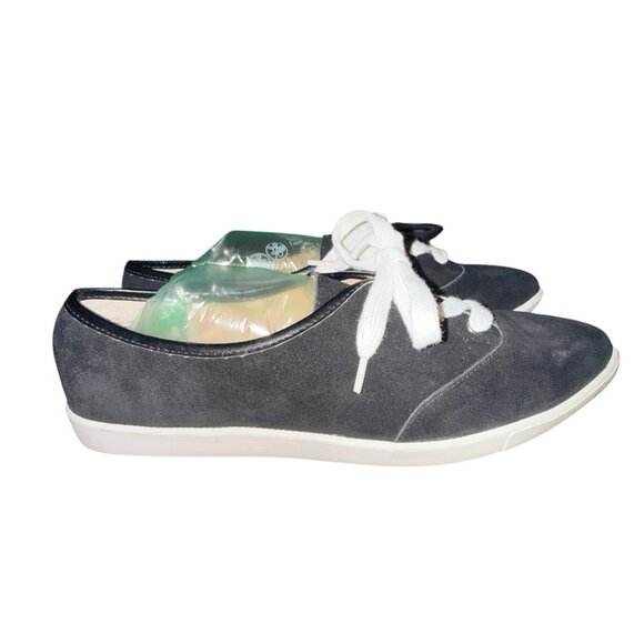 New Wendy Williams Collection Black suede Women’s pointed Sneakers size 11 W - Picture 3 of 6